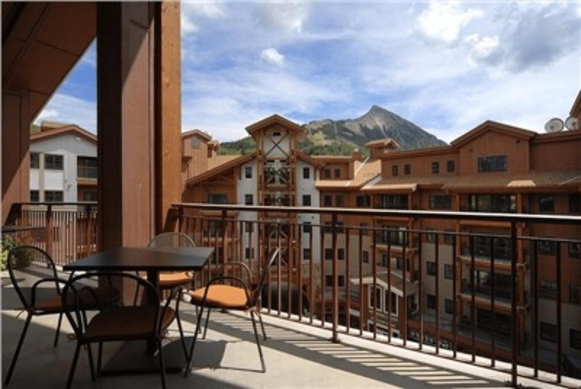 The Lodge At Mountaineer Square Mount Crested Butte Exterior photo